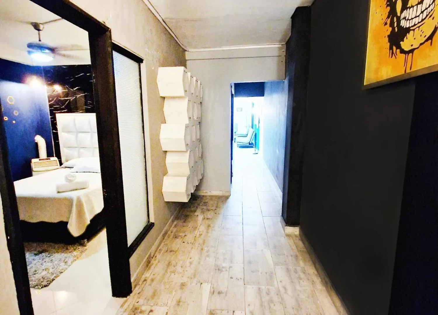 Luxor Suite #4 Icon Lleras Park 201 Medellín Apartament